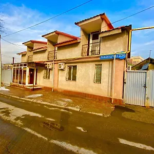Esentai Almatı